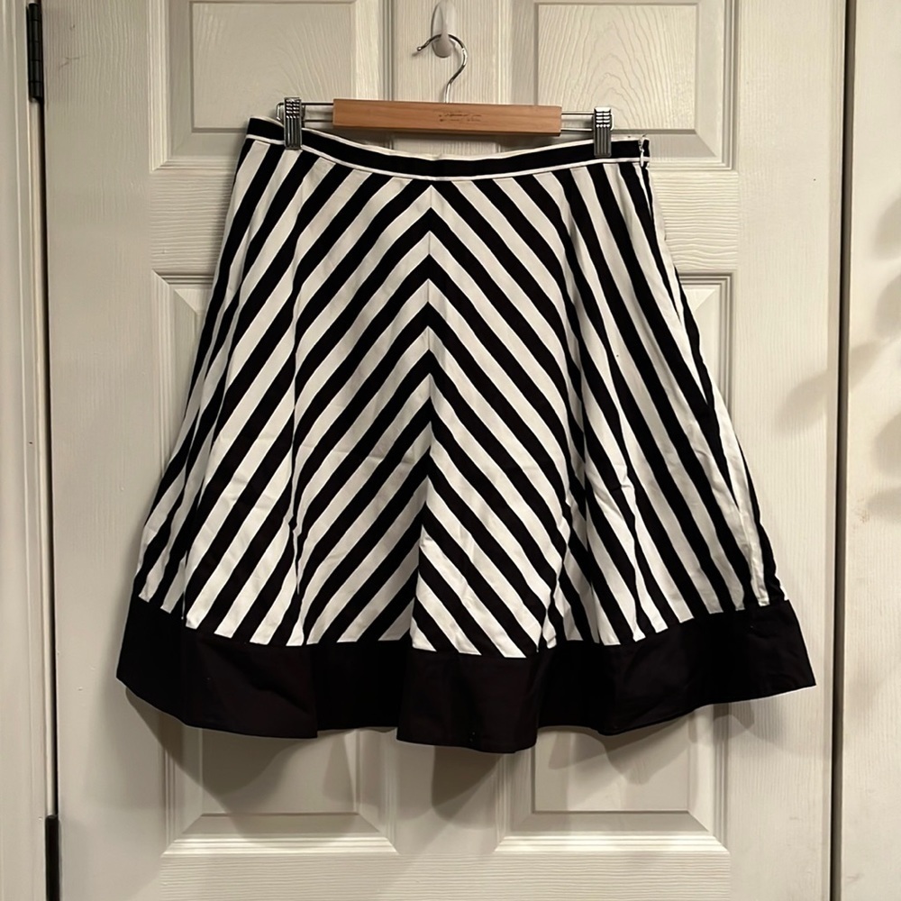 American Living Brand Size 8 Cotton Full Skirt